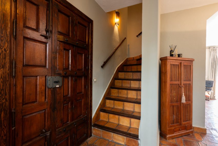 R5080300-Townhouse-For-Sale-The-Golden-Mile-Terraced-2-Beds-210-Built-3