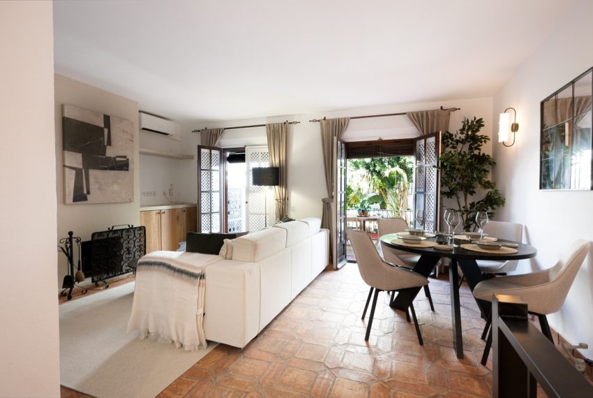 R5080309-Townhouse-For-Sale-The-Golden-Mile-Terraced-3-Beds-204-Built-2