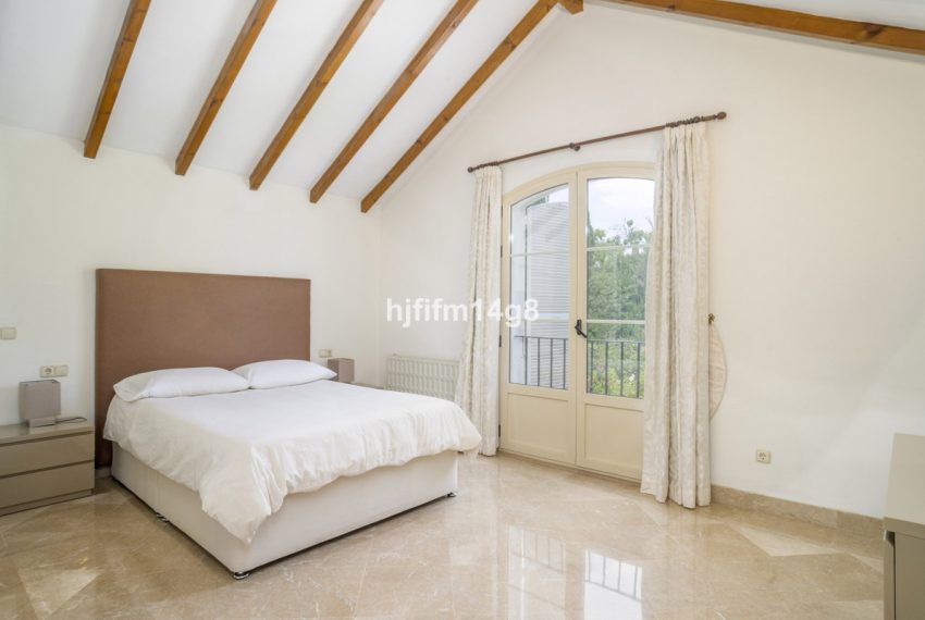 R5080336-Townhouse-For-Sale-Nueva-Andalucia-Terraced-3-Beds-385-Built-12