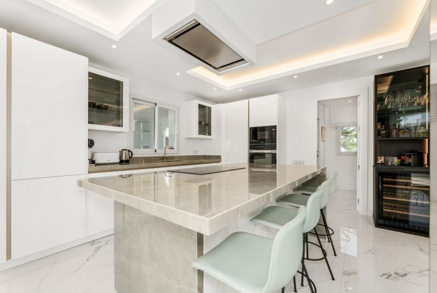 R5080897-Apartment-For-Sale-Puerto-Banus-Penthouse-Duplex-4-Beds-195-Built-6