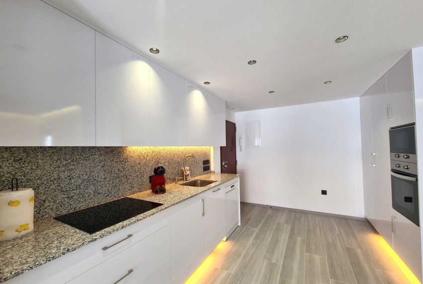 R5080939-Apartment-For-Sale-Estepona-Penthouse-4-Beds-104-Built-13