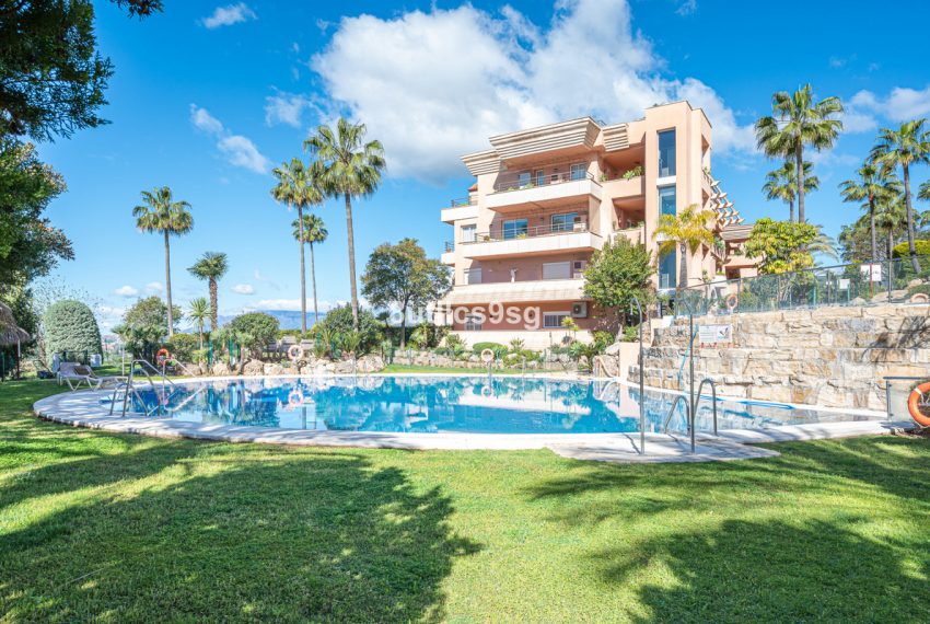 R5081176-Apartment-For-Sale-Nueva-Andalucia-Ground-Floor-3-Beds-162-Built-1