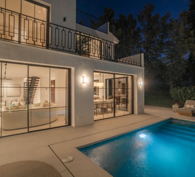 R5081200-Image 1-Semi Detached - 5 Beds - 430 Built