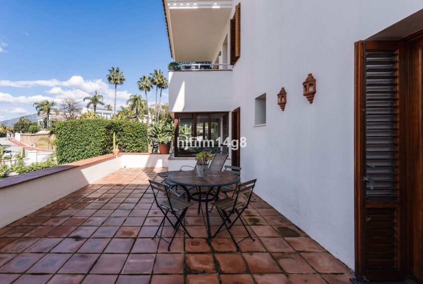 R5081500-Apartment-For-Sale-Nueva-Andalucia-Middle-Floor-2-Beds-136-Built-17