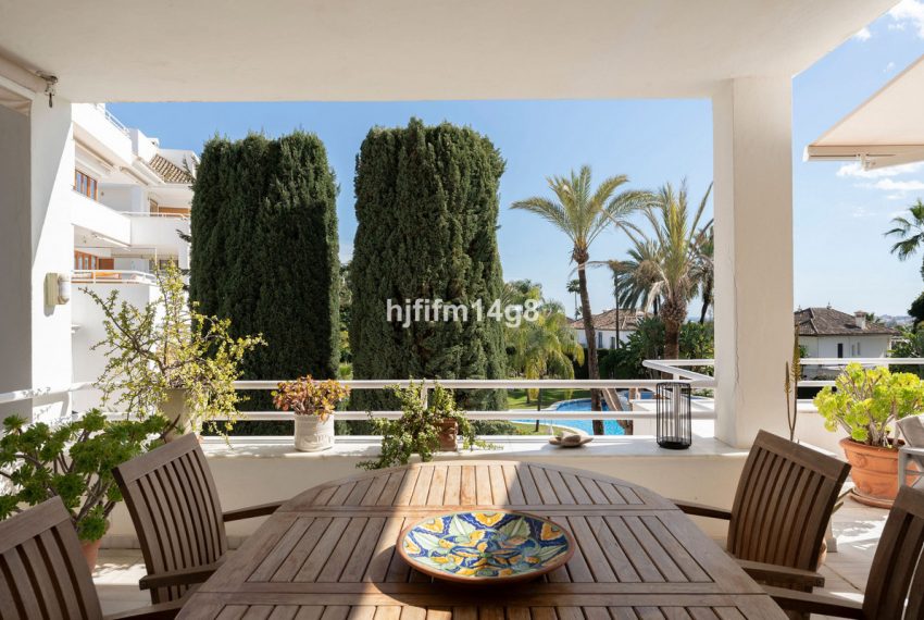 R5081500-Apartment-For-Sale-Nueva-Andalucia-Middle-Floor-2-Beds-136-Built-3