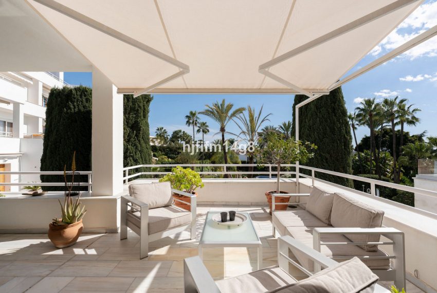 R5081500-Apartment-For-Sale-Nueva-Andalucia-Middle-Floor-2-Beds-136-Built