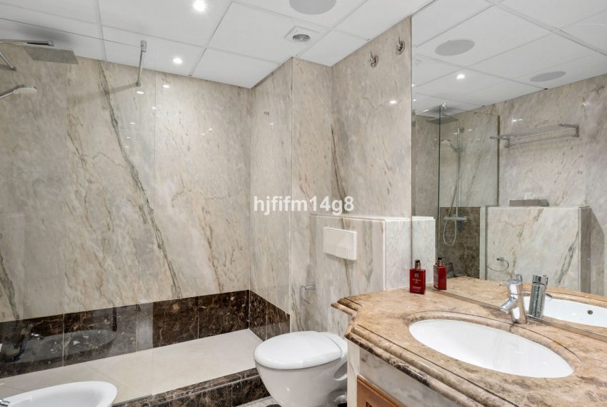 R5081506-Apartment-For-Sale-Estepona-Penthouse-3-Beds-184-Built-13