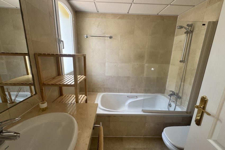 R5081611-Apartment-For-Sale-Nueva-Andalucia-Middle-Floor-1-Beds-109-Built-6