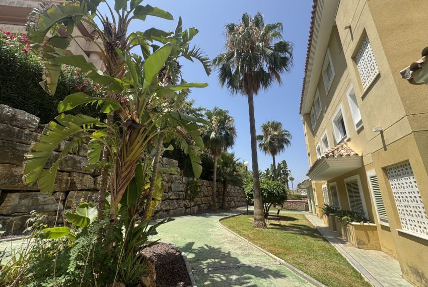 R5081611-Apartment-For-Sale-Nueva-Andalucia-Middle-Floor-1-Beds-109-Built-9