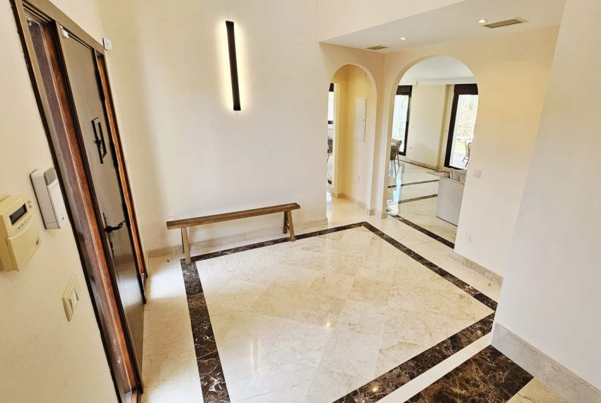 R5081617-Villa-For-Sale-Estepona-Detached-3-Beds-210-Built-4
