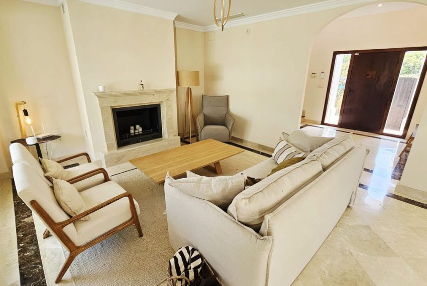 R5081617-Villa-For-Sale-Estepona-Detached-3-Beds-210-Built-6