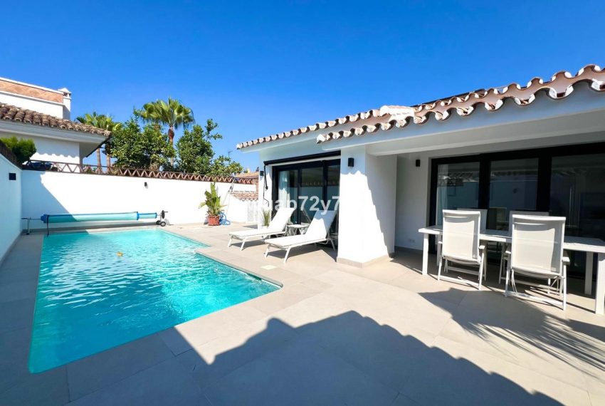 R5083087-Villa-For-Sale-Benamara-Detached-2-Beds-143-Built-1
