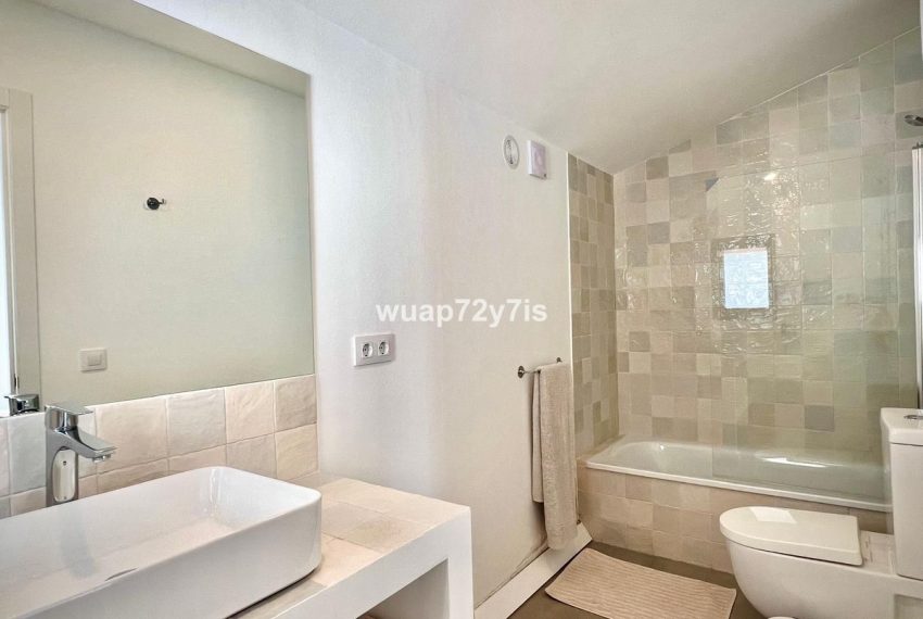 R5083087-Villa-For-Sale-Benamara-Detached-2-Beds-143-Built-12