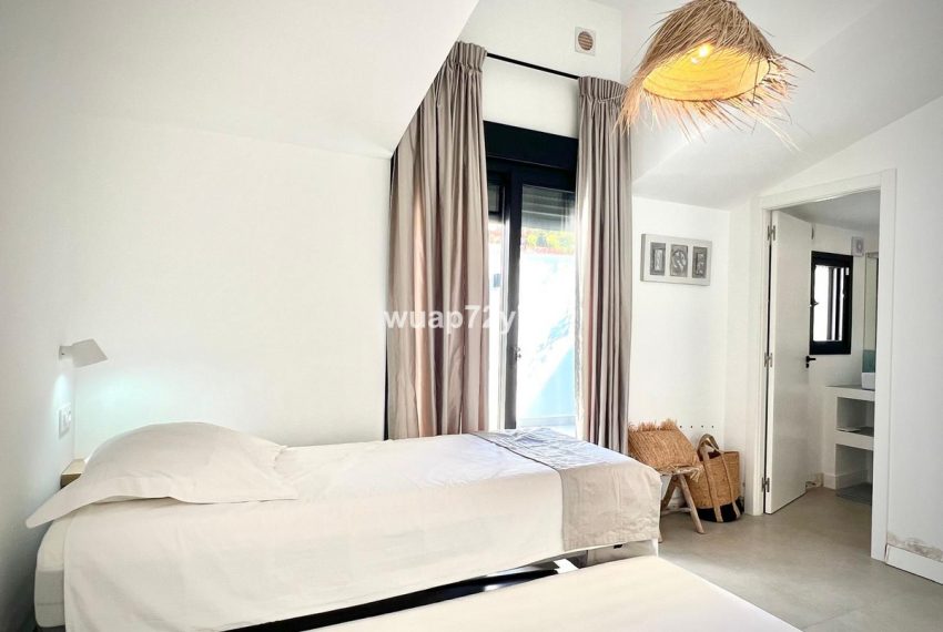 R5083087-Villa-For-Sale-Benamara-Detached-2-Beds-143-Built-13