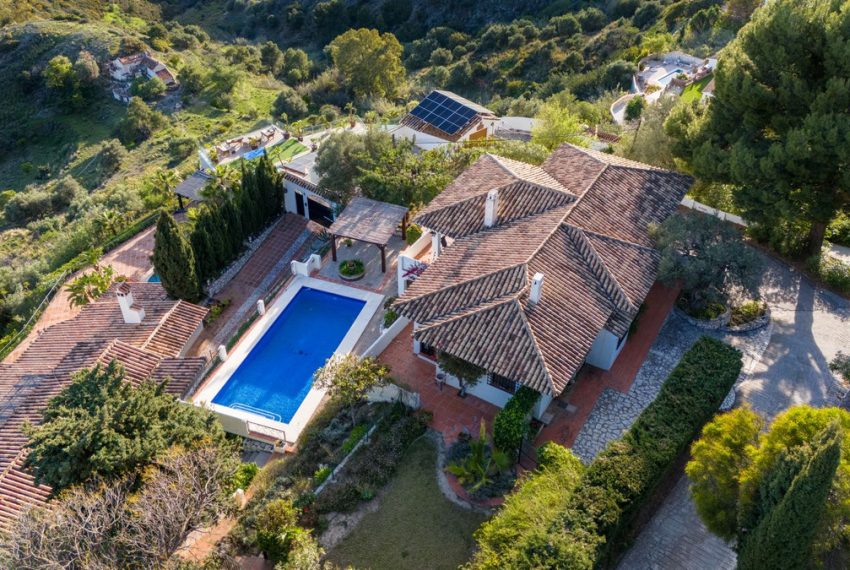 R5083846-Villa-For-Sale-Mijas-Detached-4-Beds-200-Built-3