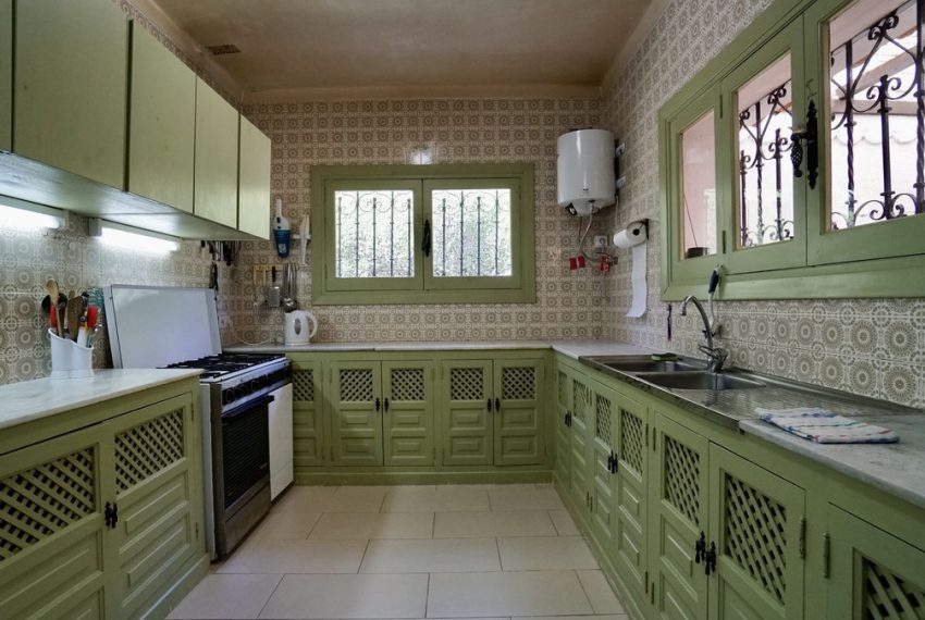 R5083873-Villa-For-Sale-El-Paraiso-Detached-3-Beds-220-Built-6