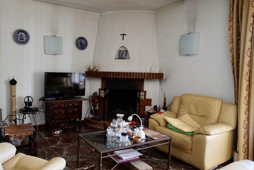 R5083873-Villa-For-Sale-El-Paraiso-Detached-3-Beds-220-Built-7