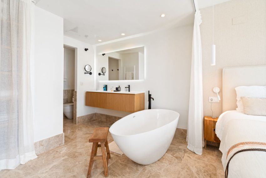 R5083942-Villa-For-Sale-Marbella-Semi-Detached-3-Beds-197-Built-8