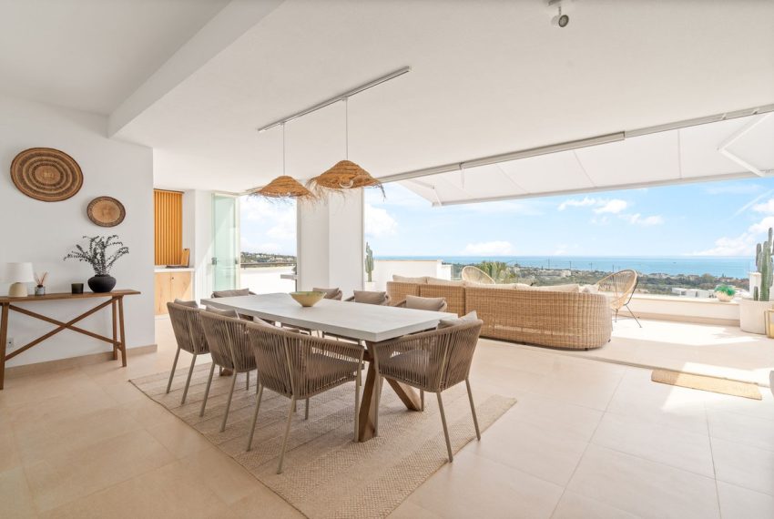 R5083942-Villa-For-Sale-Marbella-Semi-Detached-3-Beds-197-Built