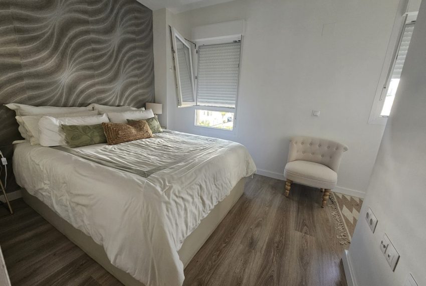 R5103583-Apartment-For-Sale-La-Campana-Middle-Floor-3-Beds-115-Built-8
