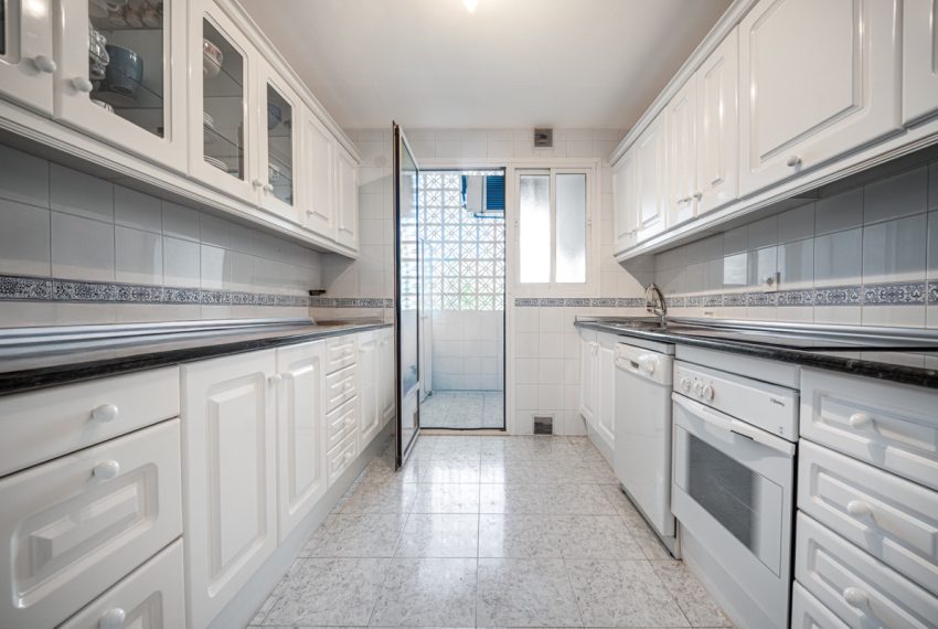 R5103670-Apartment-For-Sale-Nueva-Andalucia-Middle-Floor-2-Beds-160-Built-10