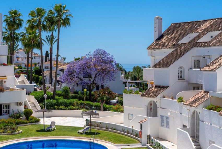 R5103670-Apartment-For-Sale-Nueva-Andalucia-Middle-Floor-2-Beds-160-Built