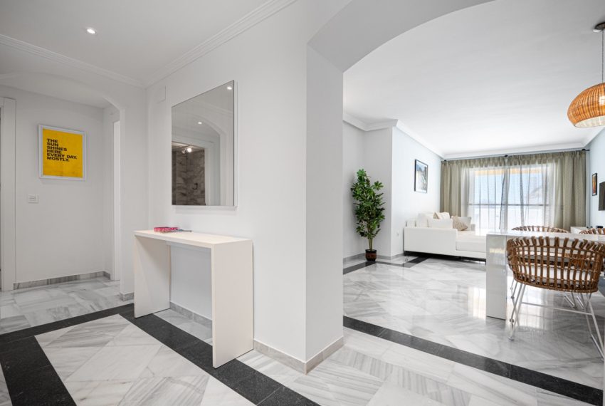 R5103670-Apartment-For-Sale-Nueva-Andalucia-Middle-Floor-2-Beds-160-Built-9