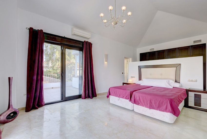 R5104279-Villa-For-Sale-El-Rosario-Detached-5-Beds-326-Built-12
