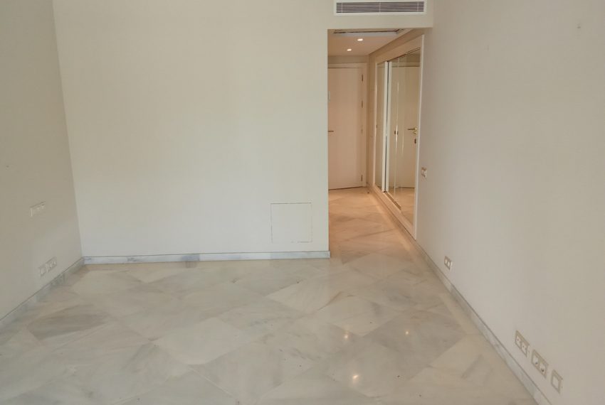 R5104570-Apartment-For-Sale-Nueva-Andalucia-Ground-Floor-3-Beds-167-Built-19