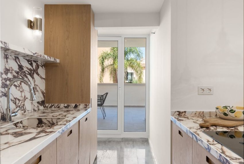 R5104876-Apartment-For-Sale-Nueva-Andalucia-Middle-Floor-2-Beds-109-Built-10