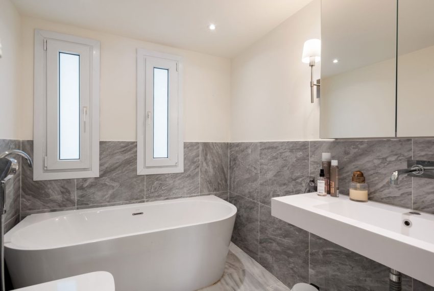 R5104876-Apartment-For-Sale-Nueva-Andalucia-Middle-Floor-2-Beds-109-Built-15