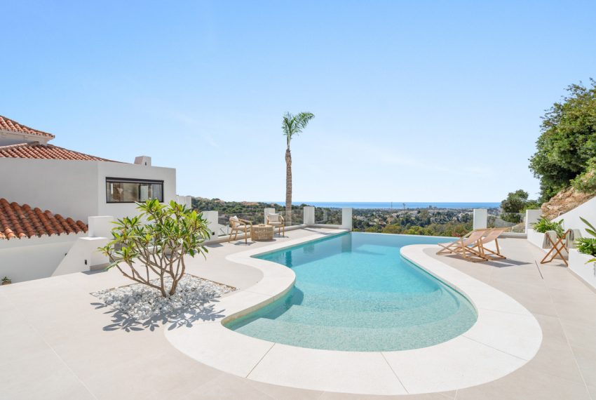 R5105161-Villa-For-Sale-Nueva-Andalucia-Detached-5-Beds-444-Built-14