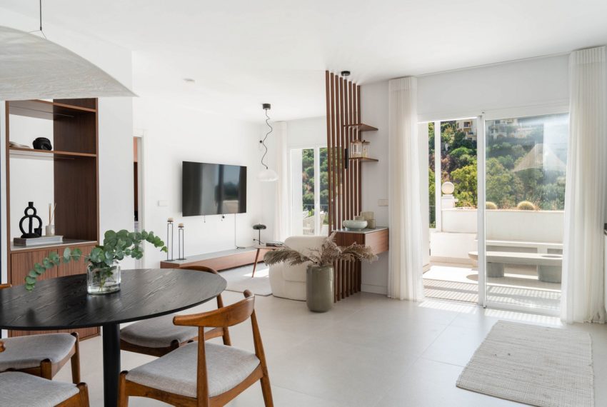 R5105428-Apartment-For-Sale-Benahavis-Middle-Floor-2-Beds-111-Built