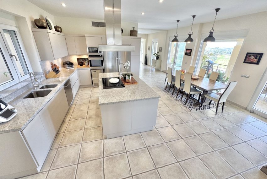 R5105731-Villa-For-Sale-Mijas-Golf-Detached-8-Beds-762-Built-12