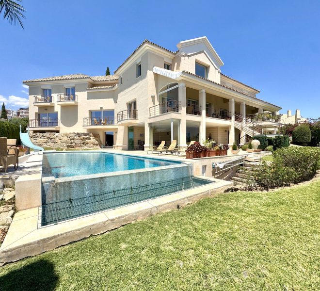 R5105731-Image 1-Detached - 8 Beds - 762 Built