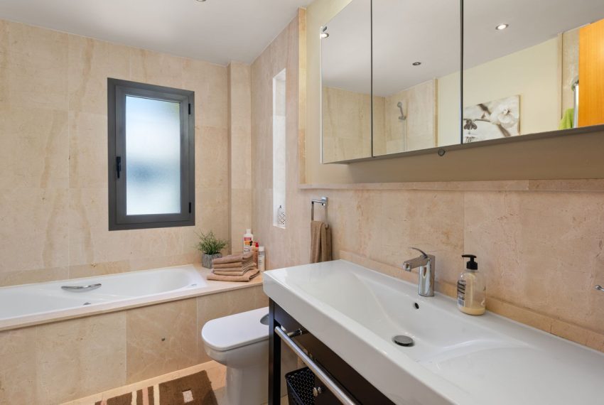 R5105995-Apartment-For-Sale-Benahavis-Penthouse-2-Beds-156-Built-17