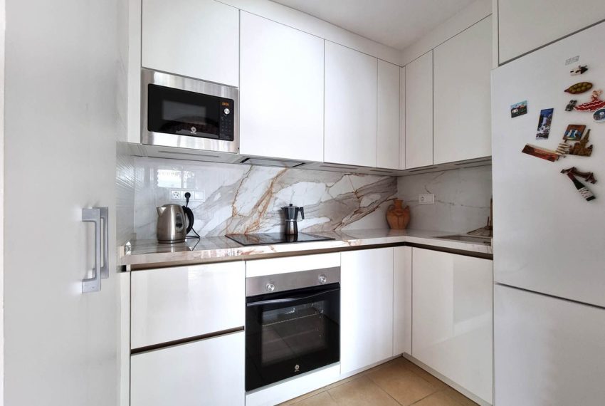 R5106811-Villa-For-Sale-Calahonda-Semi-Detached-3-Beds-80-Built-7