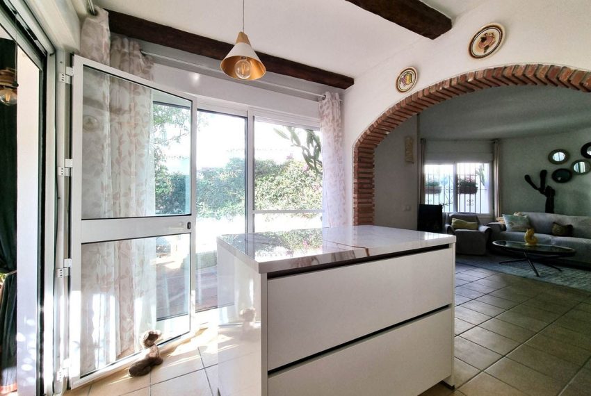 R5106811-Villa-For-Sale-Calahonda-Semi-Detached-3-Beds-80-Built-8