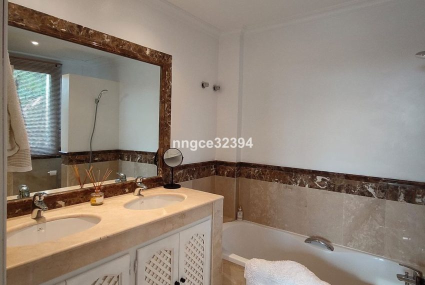 R5106952-Villa-For-Sale-Istan-Detached-3-Beds-155-Built-18