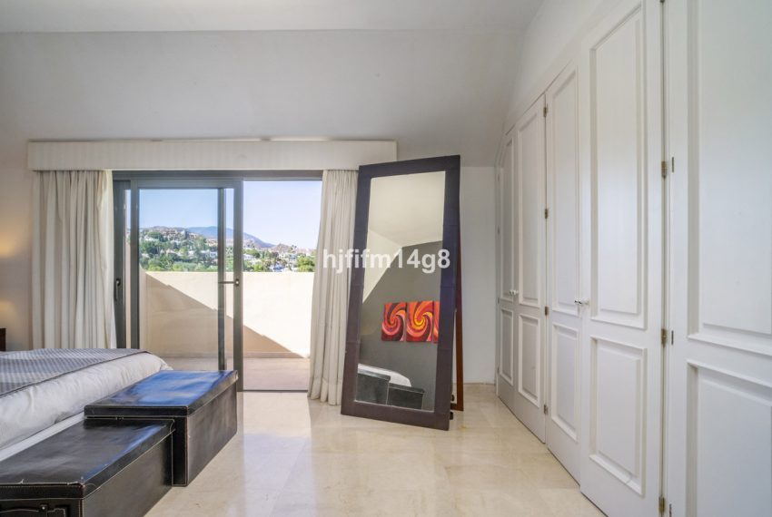 R5107045-Apartment-For-Sale-Nueva-Andalucia-Penthouse-Duplex-2-Beds-238-Built-11