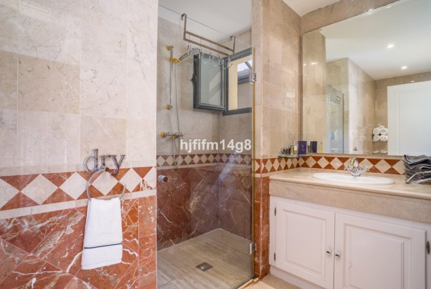 R5107045-Apartment-For-Sale-Nueva-Andalucia-Penthouse-Duplex-2-Beds-238-Built-15