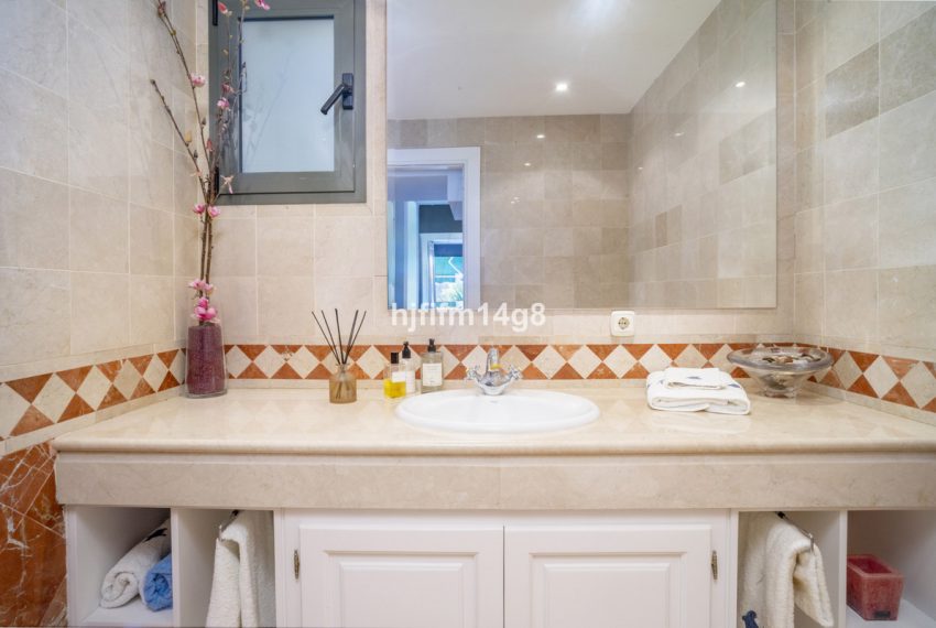 R5107045-Apartment-For-Sale-Nueva-Andalucia-Penthouse-Duplex-2-Beds-238-Built-16