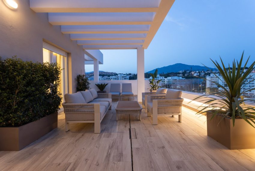 R5107096-Apartment-For-Sale-Nueva-Andalucia-Middle-Floor-4-Beds-125-Built