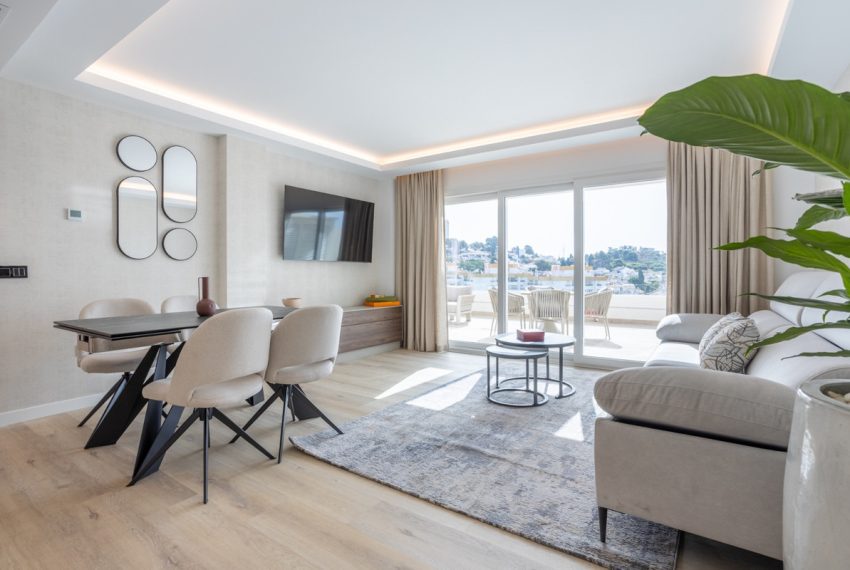 R5107108-Apartment-For-Sale-Nueva-Andalucia-Middle-Floor-2-Beds-102-Built