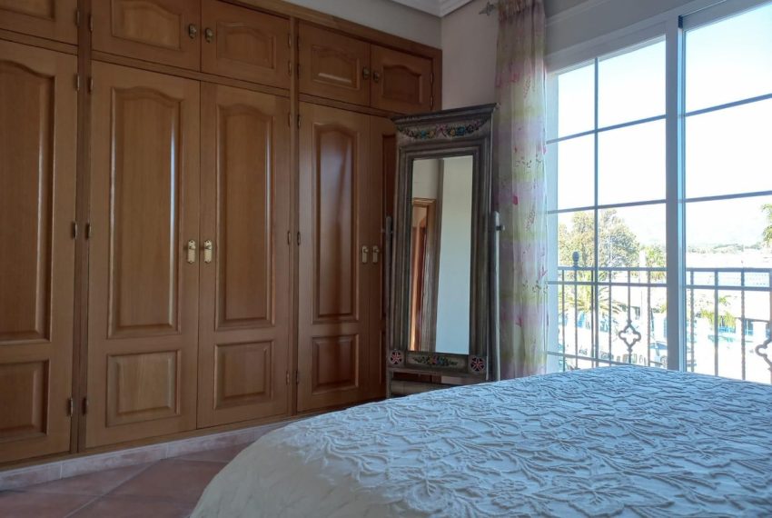 R5107402-Villa-For-Sale-San-Pedro-de-Alcantara-Semi-Detached-5-Beds-404-Built-11