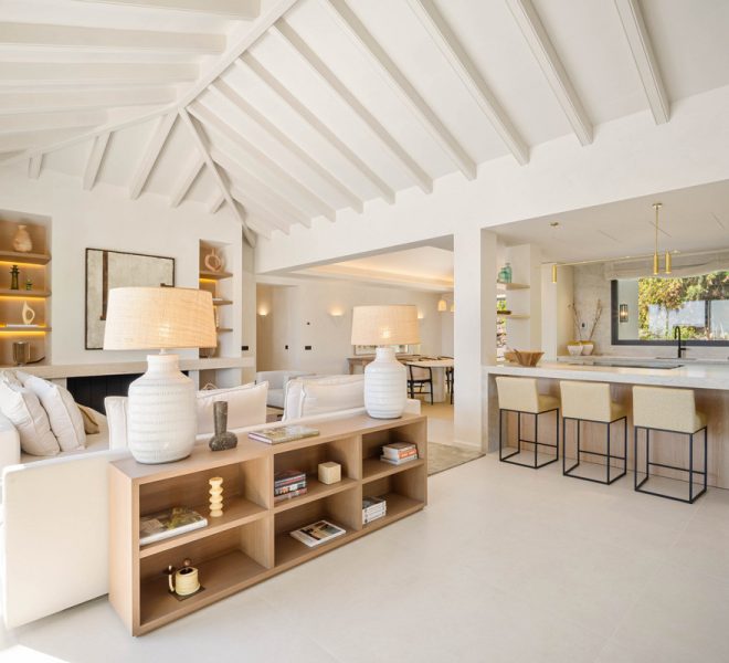 R5108221-Image 1-Detached - 4 Beds - 241 Built
