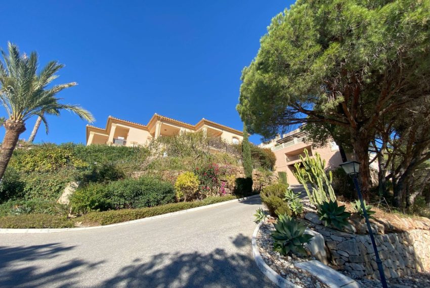 R5108539-Villa-For-Sale-Elviria-Detached-7-Beds-746-Built-9