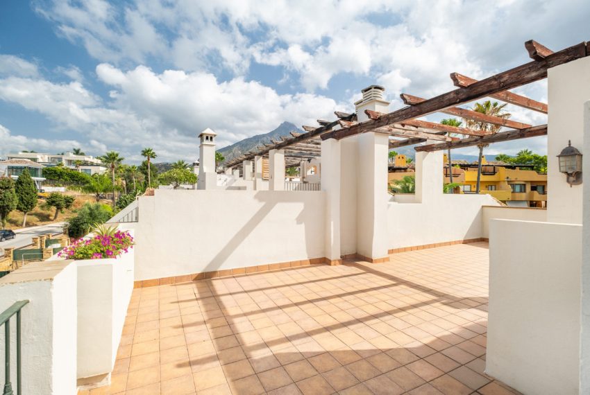 R5108920-Townhouse-For-Sale-Nagueles-Terraced-3-Beds-235-Built-15