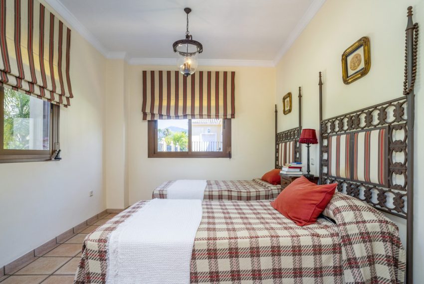 R5109133-Villa-For-Sale-Guadalmina-Alta-Detached-6-Beds-463-Built-11