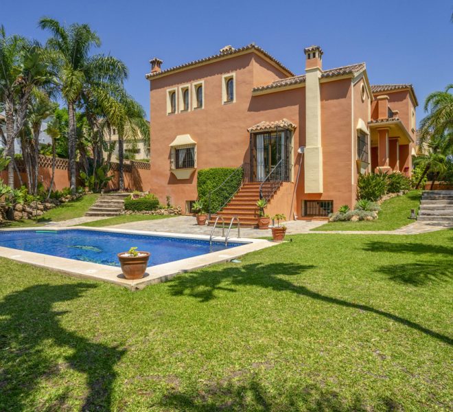R5109133-Image 1-Detached - 6 Beds - 463 Built